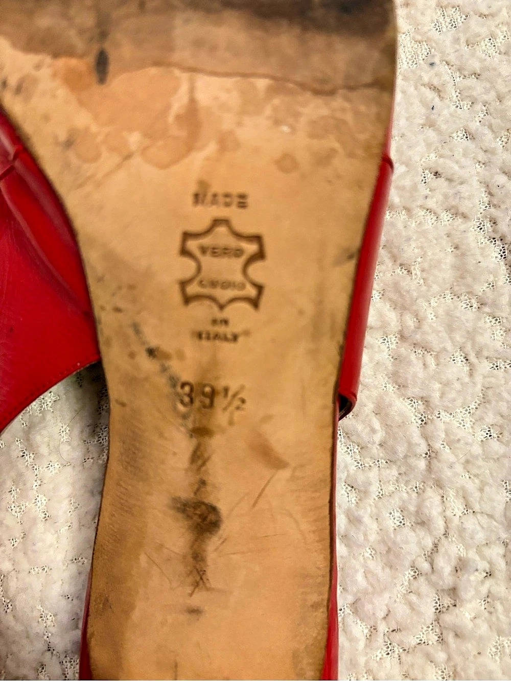Vintage Manolo Blahnik Red Patent Leather Slingback Heels EU 39.5 - Picture 7 of 7